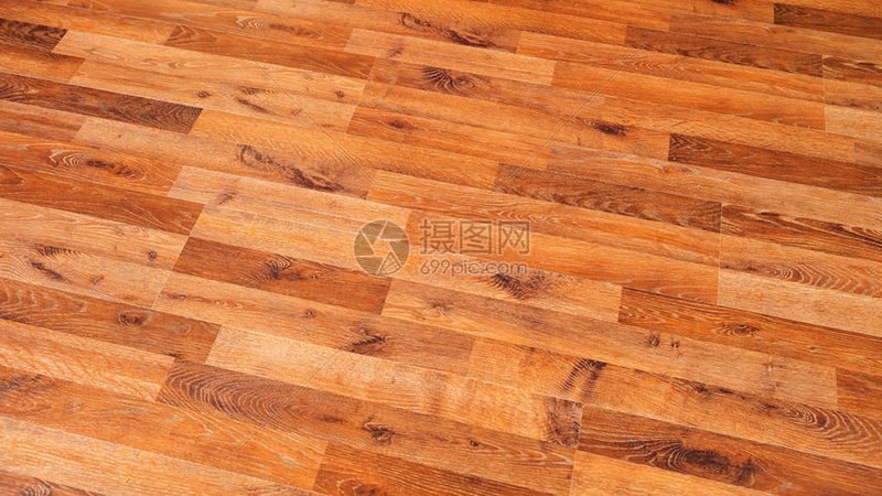 学校工程强化复合地板报价单